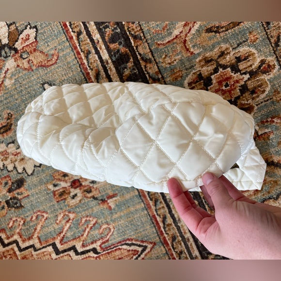 Quilted Puffer Shoulder Tote Bag Cream Carryall travel bag Medium Large - Picture 6 of 9